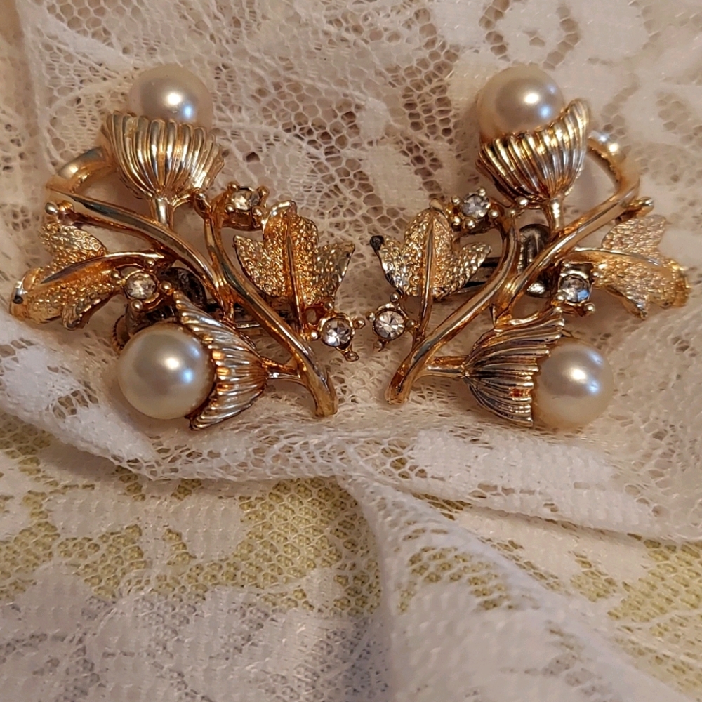 CORO Pearly Acorn w/Rhinstone Earrings